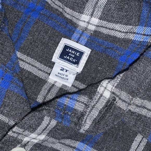Janie & Jack 2T toddler buttondown - Picture 2 of 3